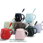 Bright diamond shaped ceramic coffee cups with lid