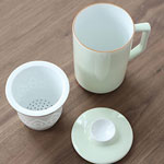 Custom 400ml big ceramic tea mugs with tea filter and lid Solid color ceramic tea cup with gold rim
