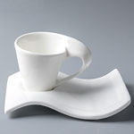 Custom wavy ceramic coffee cup and saucer plain white ceramic mugs with  wavy handle and  wavy saucer