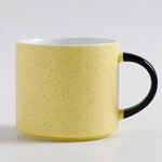 Custom european yellow sesame mugs speckle ceramic breakfast mugs with black handle